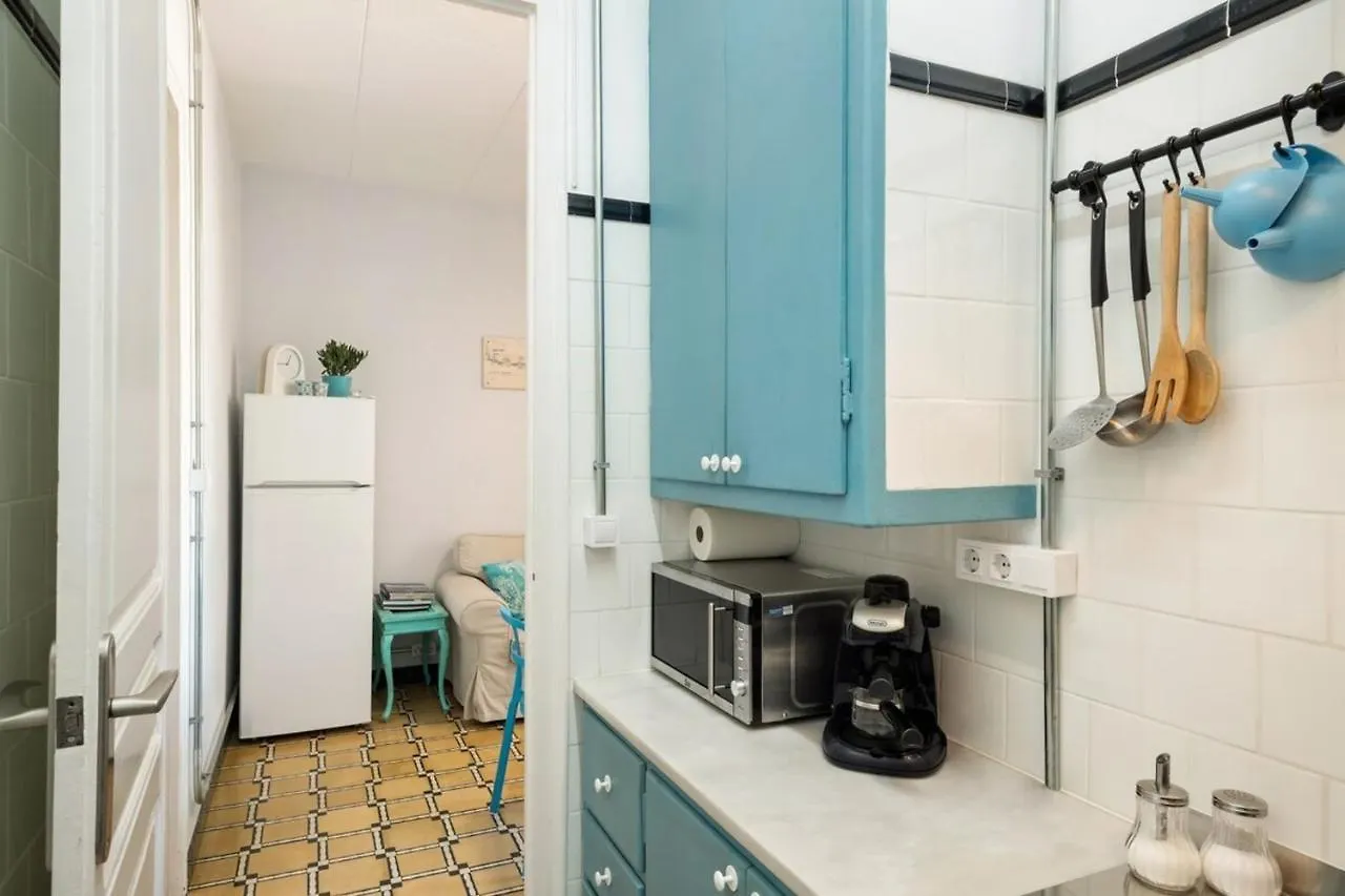 Vintage Blue House With Balcony Apartamento L'Hospitalet de Llobregat Espanha